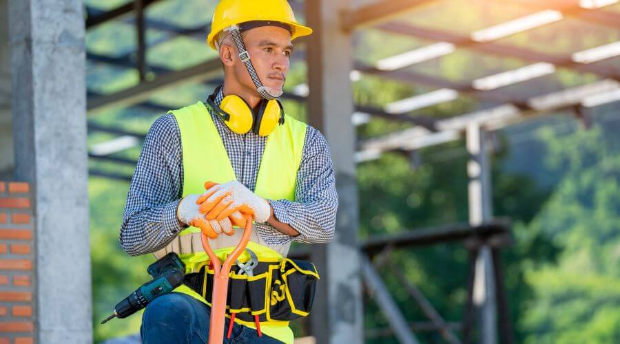 Professional gutter cleaning in Melvin, AL